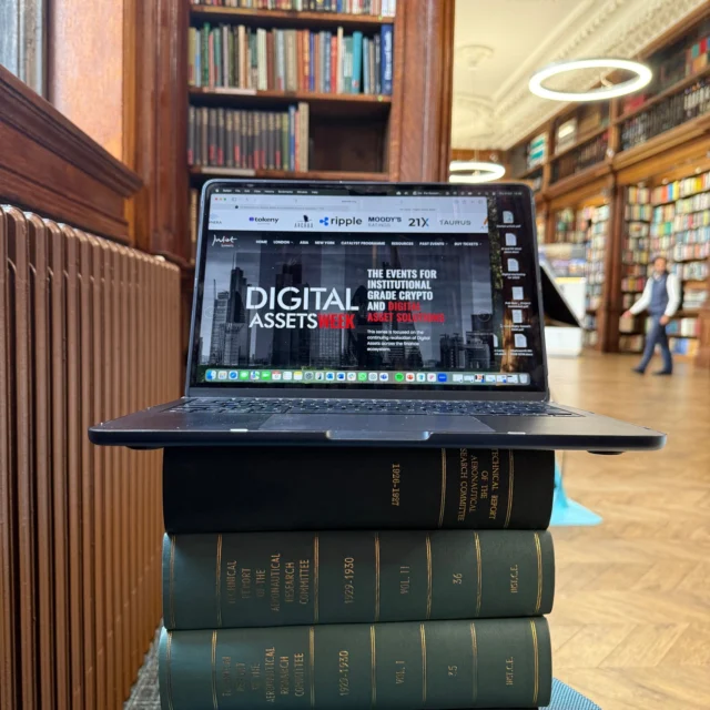Chatsworth mobile office at Digital Asset Week - flexible working at it's finest!